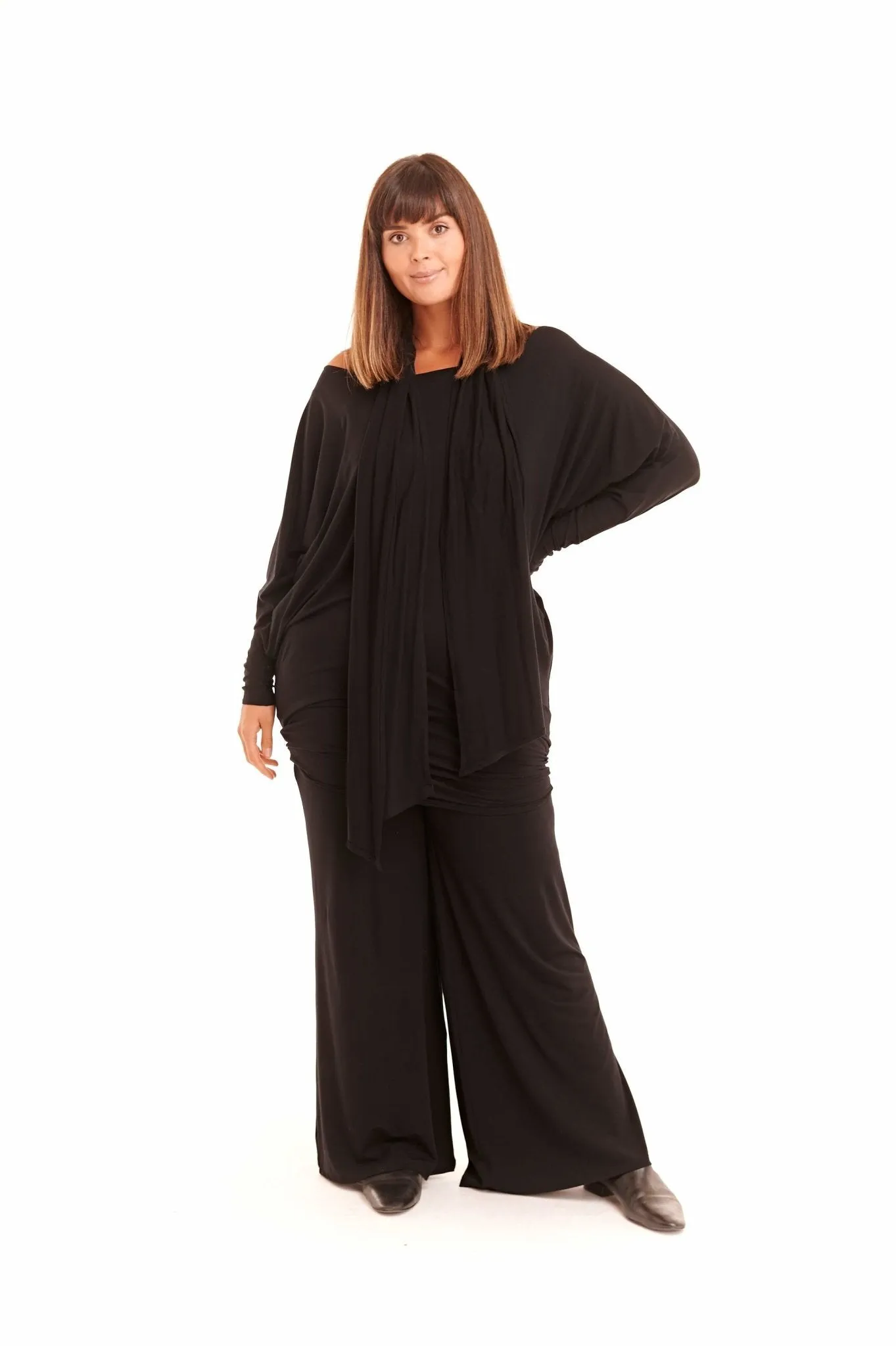 BAMBOO RAGLAN TOP WITH SCARF BLACK