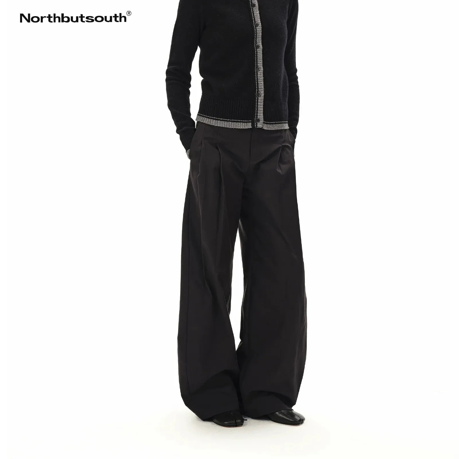 Classic Double Pleated Cocoon Lounge Pants