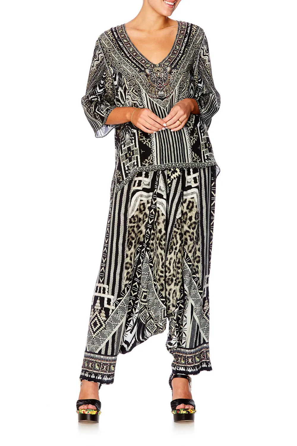 V NECK OVERSIZED BLOUSE TRIBAL THEORY