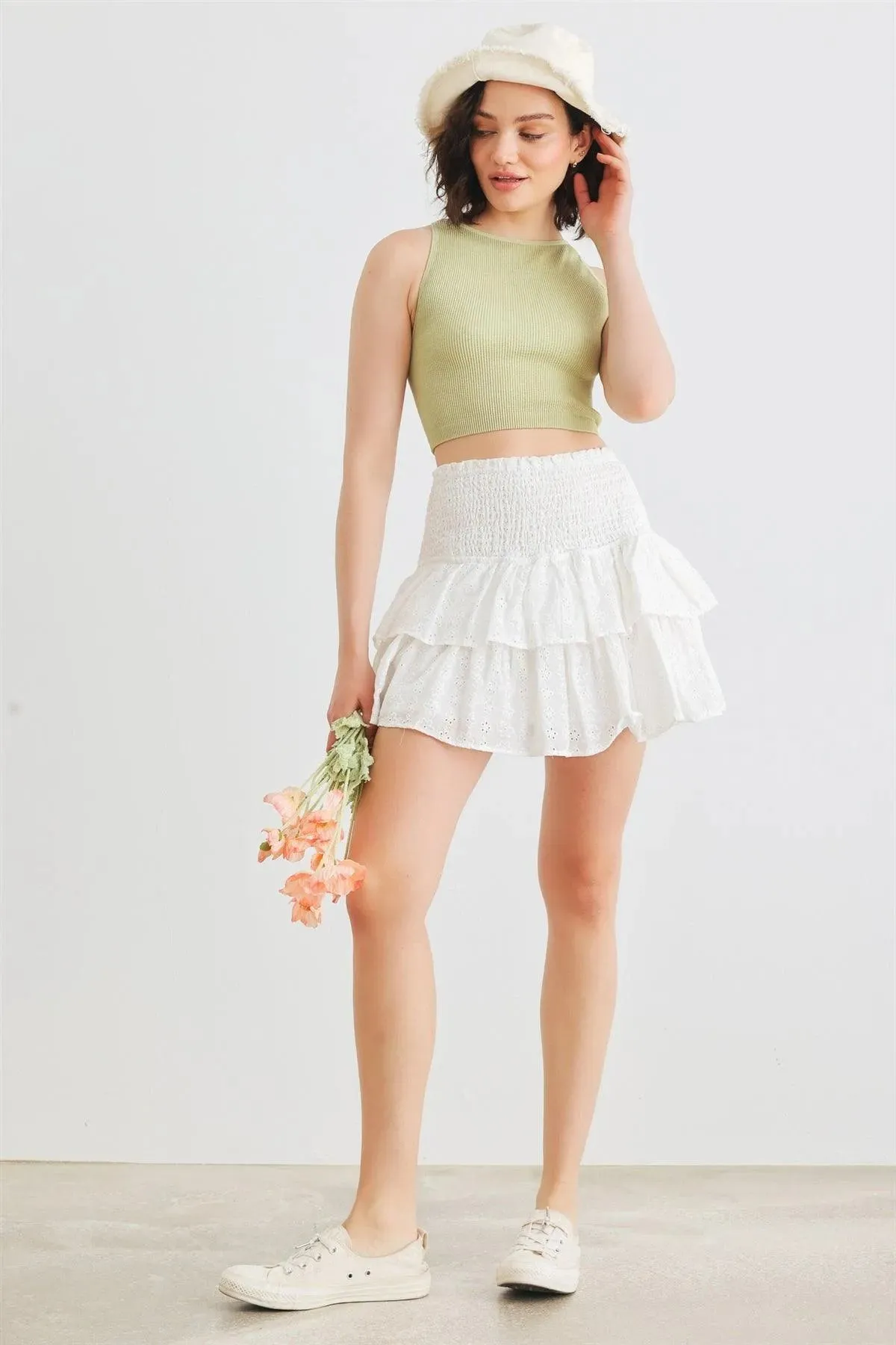 White Floral Cotton Smocked Tiered Mini Skirt /1-3-2-1